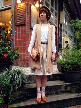 「お婆さんのカバン（ハンドバッグ、ブラウン系）」を使った、にゃにゃさん（レディース・161cm）の春コーディネート