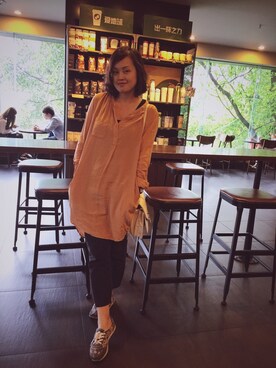 「ROXY（ロキシー）のアイテム（スニーカー）」を使った、九降风 さん（レディース・167cm）の春コーディネート
