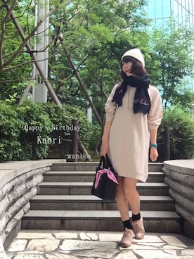 「スウエット」｜「アイテム（財布/小物）」を使った、ワニコさん（レディース・162cm）の秋コーディネート