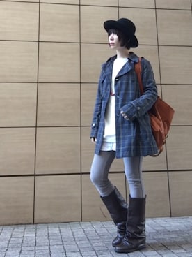 「ロングニット」｜「アイテム（トレンチコート）」を使った、ワニコさん（レディース・162cm）の冬コーディネート