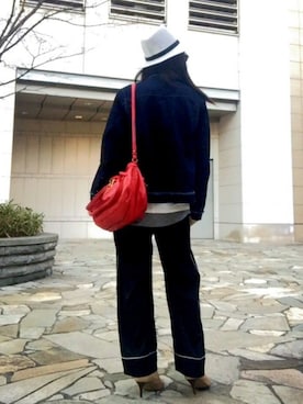 「サテンパンツ」｜「アイテム（デニムジャケット）」を使った、ワニコさん（レディース・162cm）の春コーディネート