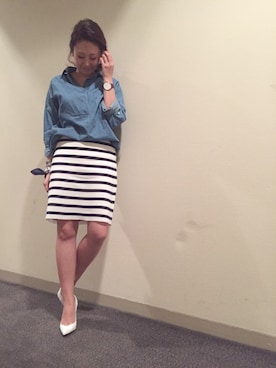 「ダンガリーシャツ」｜「アイテム（腕時計）」を使った、miyaさん（レディース・155cm）の春コーディネート
