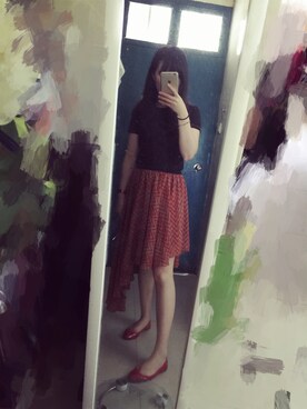 「Calvin Klein（カルバン・クライン）のアイテム（Tシャツ/カットソー、ブラック系）」を使った、鹅妹子婴さん（レディース・158cm）の春コーディネート