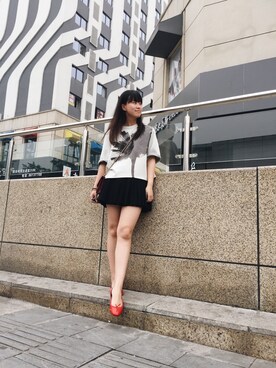 「Repetto（レペット）のアイテム（バレエシューズ、レッド系）」を使った、鹅妹子婴さん（レディース・158cm）の春コーディネート