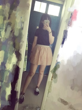 「Calvin Klein（カルバン・クライン）のアイテム（Tシャツ/カットソー、ブラック系）」を使った、鹅妹子婴さん（レディース・158cm）の春コーディネート