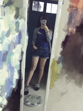 「UNIQLO（ユニクロ）のアイテム（Tシャツ/カットソー、ブルー系）」を使った、鹅妹子婴さん（レディース・158cm）の夏コーディネート