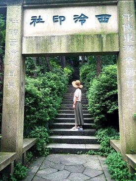 「FOREVER 21（フォーエバー トゥエンティーワン）のアイテム（Tシャツ/カットソー、ベージュ系）」を使った、鹅妹子婴さん（レディース・158cm）の夏コーディネート