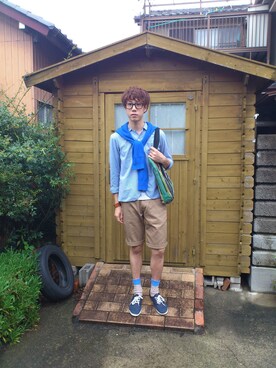 「FRAPBOIS（フラボア）のShirt（シャツ/ブラウス、ブルー系）」を使った、Joeさん（メンズ・178cm）の冬コーディネート