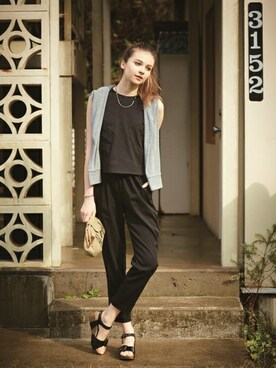 「着やせコーデ」｜「アイテム（オールインワン・サロペット）」を使った、FREAK'S STORE HEAD OFFICE WOMENさん（レディース・160cm）の春コーディネート