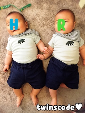 「アイテム（ママ＆ベビー、グリーン系）」を使った、RHさん（キッズ・60cm）の春コーディネート