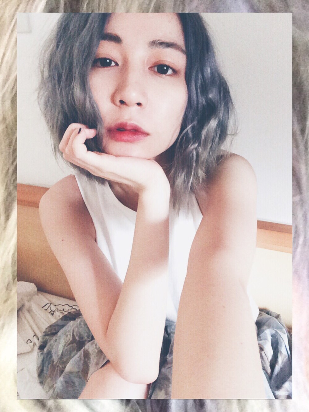 「vintage、古著、Japan、grey」｜「bymanesskoのアイテム（タンクトップ、ホワイト系）」を使った、maness.kmyさん（レディース・154cm）の春コーディネートの1枚目の写真