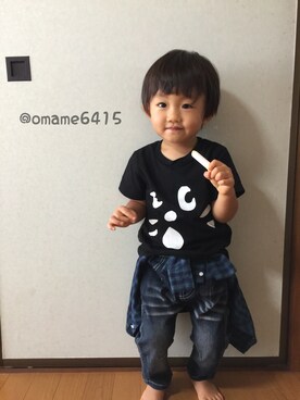 「Ne-net（ネネット）のアップにゃーT（Tシャツ/カットソー、ブラック系）」を使った、manatoさん（キッズ・90cm）の秋コーディネート