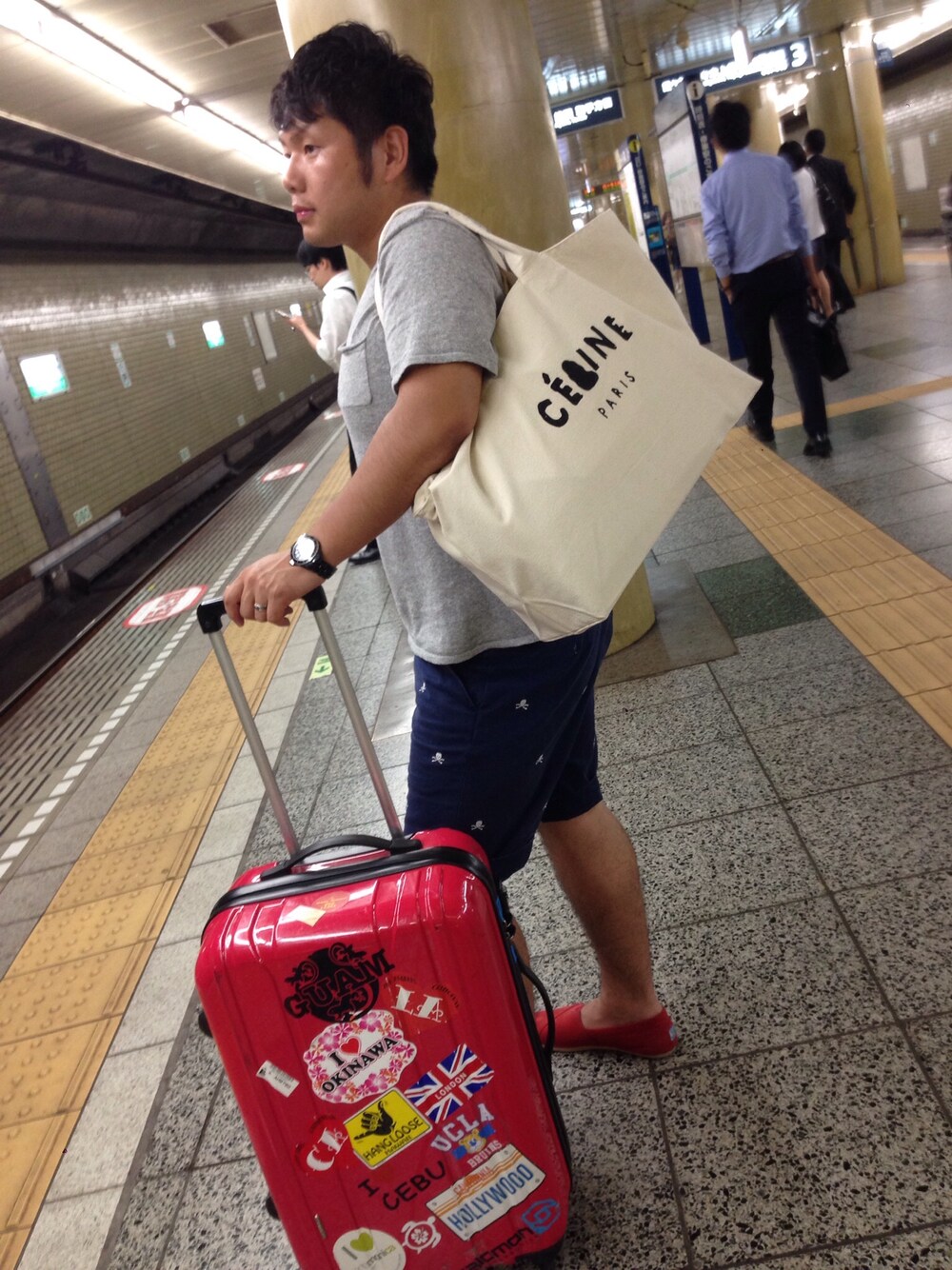 「RALPH LAUREN RUGBYのアイテム（その他パンツ、ブルー系）」を使った、a2cさん（メンズ・167cm）の春コーディネートの1枚目の写真