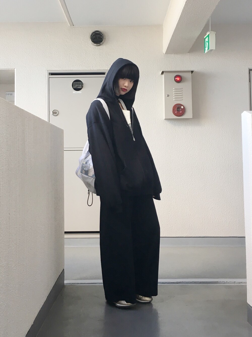 「UNIQLOのアイテム（その他パンツ、ブラック系）」を使った、ｋａｈｏさん（レディース・165cm）の秋コーディネートの1枚目の写真