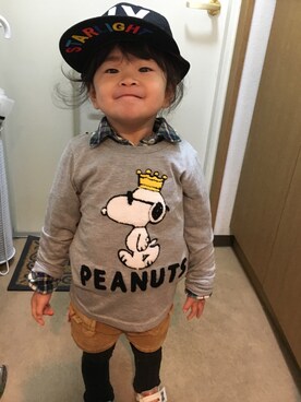 「Right-on（ライトオン）のアイテム（ニット/セーター、グレー系）」を使った、なつ♡さん（キッズ）の冬コーディネート