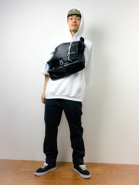 「cherpa（シェルパ）のアイテム」を使った、ryuto irieさん（メンズ・176cm）の春コーディネート