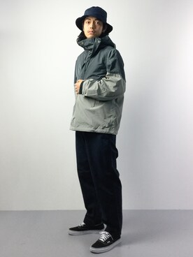「ナイロンパーカー」｜「アイテム（スラックス）」を使った、ryuto irieさん（メンズ・176cm）の春コーディネート