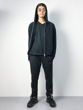 「CASPER JOHN AIVER（キャスパージョンアイバー）のアイテム（スラックス）」を使った、ryuto irieさん（メンズ・176cm）の夏コーディネート