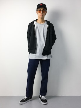 「SEVENDAYS=SUNDAY（セブンデイズサンデイ）のアイテム（パーカー）」を使った、ryuto irieさん（メンズ・176cm）の秋コーディネート