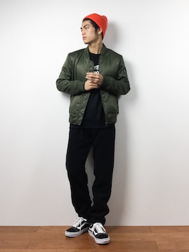 「STUSSY（ステューシー）のアイテム（ニットキャップ/ビーニー）」を使った、ryuto irieさん（メンズ・176cm）の秋コーディネート