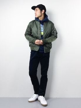 「HVC（エイチブイシー）のアイテム（MA-1）」を使った、ryuto irieさん（メンズ・176cm）の秋コーディネート