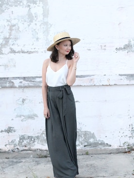 「Abercrombie&Fitch（アバークロンビーアンドフィッチ）のアイテム（タンクトップ）」を使った、Nhiさん（レディース・163cm）の夏コーディネート