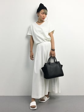 「NOMBRE IMPAIR（ノンブルアンペール）のアイテム（Tシャツ/カットソー）」を使った、COLLENTE(yuco)さん（レディース・168cm）の夏コーディネート
