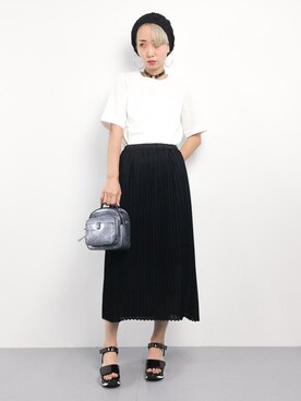 「アイテム（バックパック/リュック、シルバー系）」を使った、COLLENTE(yuco)さん（レディース・168cm）の夏コーディネート