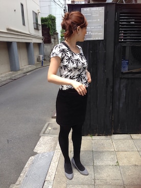 「アイテム（Tシャツ/カットソー）」を使った、yuriさん（レディース・166cm）の春コーディネート