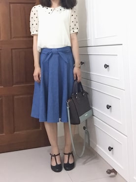 「skirt」｜「アイテム（腕時計）」を使った、十十力口子さん（レディース・160cm）の春コーディネート