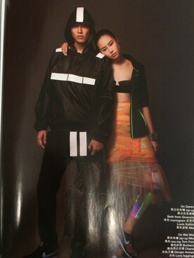 「GIVENCHY（ジバンシイ）のアイテム（パーカー）」を使った、Daren Wongさん（メンズ・183cm）の冬コーディネート