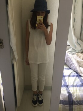 「INITIALS（イニシャルズ）のアイテム」を使った、ChaumingHoさん（レディース・158cm）の夏コーディネート