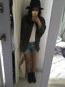 「INITIALS（イニシャルズ）のアイテム」を使った、ChaumingHoさん（レディース・158cm）の秋コーディネート