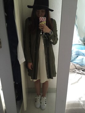 「INITIALS（イニシャルズ）のアイテム」を使った、ChaumingHoさん（レディース・158cm）の春コーディネート