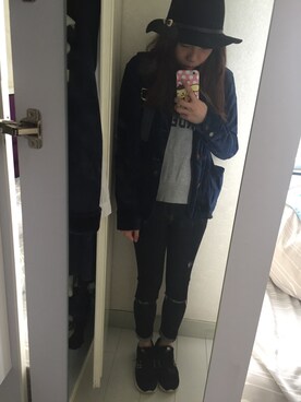 「INITIALS（イニシャルズ）のアイテム」を使った、ChaumingHoさん（レディース・158cm）の春コーディネート