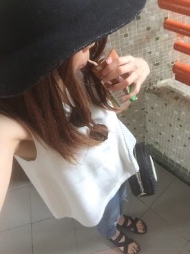 「INITIALS（イニシャルズ）のアイテム」を使った、ChaumingHoさん（レディース・158cm）の春コーディネート