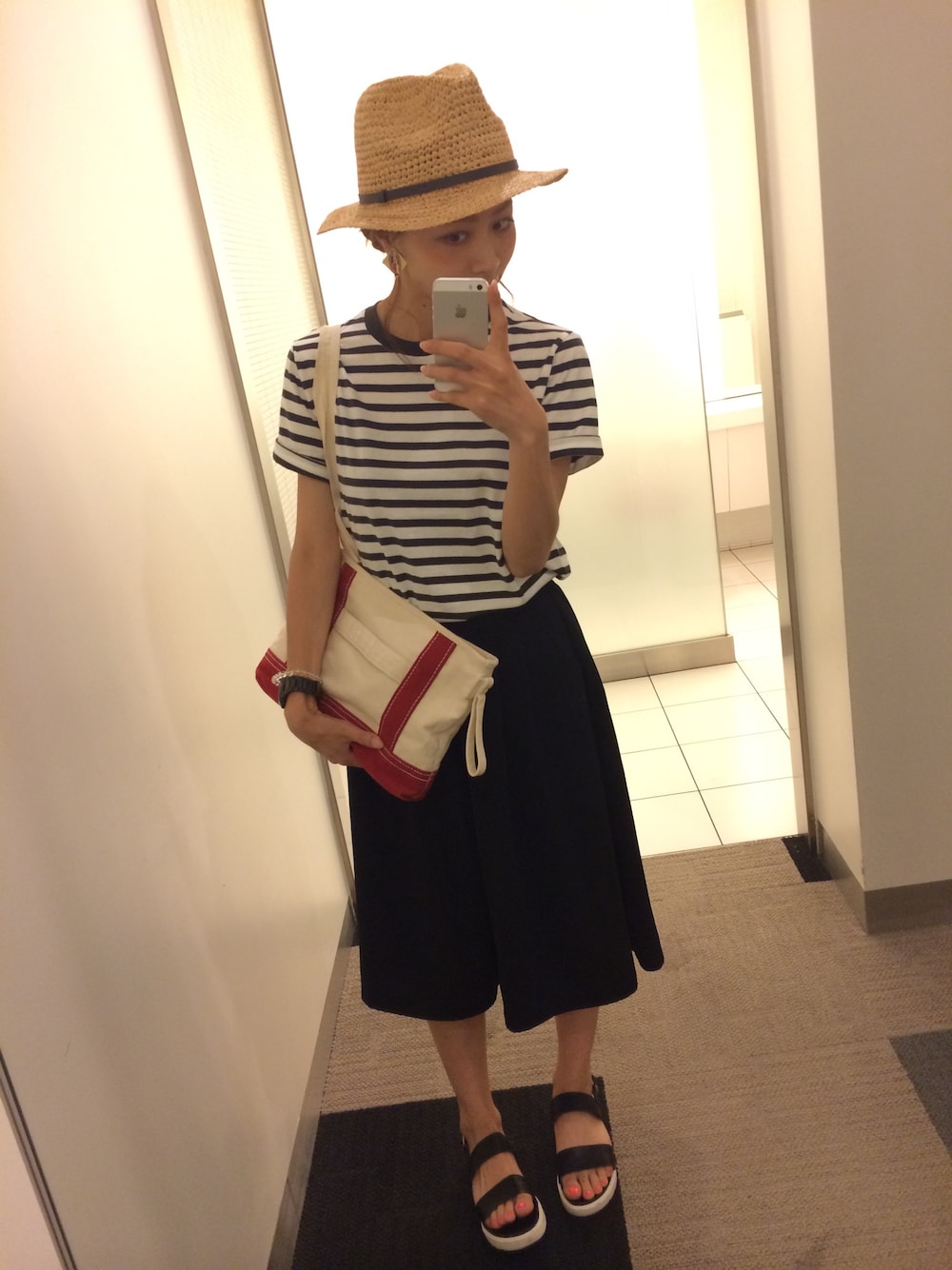 「FREAK'S STOREのアイテム（ハット、ベージュ系）」を使った、ayuさん（レディース・158cm）の夏コーディネートの1枚目の写真