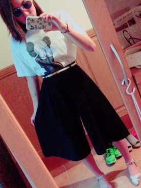 「UNIQLO Tシャツ」｜「アイテム（パンプス）」を使った、SAYAさん（レディース・163cm）の春コーディネート