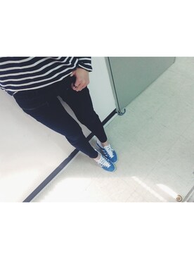 「SAINT JAMES（セントジェームス）のアイテム（Tシャツ/カットソー、ブルー系）」を使った、chrさん（レディース・163cm）の春コーディネート