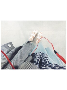 「Jeffrey Campbell（ジェフリーキャンベル）のPOOLSIDE（サンダル、ホワイト系）」を使った、chrさん（レディース・163cm）の春コーディネート