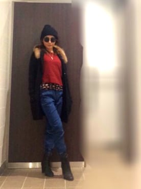 「赤トップス」｜「UNIQLO（ユニクロ）のアイテム」を使った、あきちんさん（レディース・164cm）の冬コーディネート