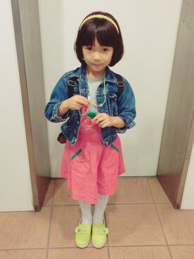 「80s」｜「アイテム（オールインワン・サロペット）」を使った、飴さん（キッズ・100cm）の春コーディネート