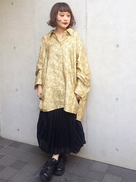 「VINTAGE（ヴィンテージ）のアイテム（スカート）」を使った、古着屋RAINBOWさん（レディース・155cm）の秋コーディネート