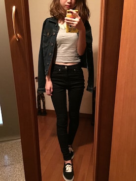 「FOREVER 21（フォーエバー トゥエンティーワン）のアイテム（スニーカー）」を使った、あいりさん（レディース・157cm）の秋コーディネート