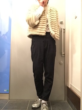 「ファーアウター」｜「アイテム（ノーカラージャケット）」を使った、サオルさん（レディース・153cm）の冬コーディネート