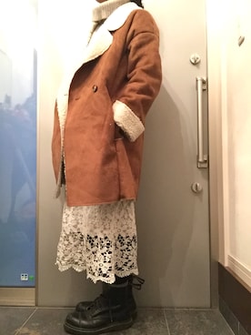 「レーススカート」｜「アイテム（ムートンコート）」を使った、サオルさん（レディース・153cm）の冬コーディネート