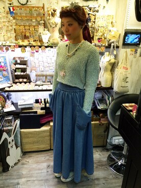 「N2（エヌドゥ）のアイテム」を使った、Kathy Kanさん（レディース・164cm）の冬コーディネート