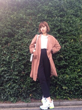 「クロップドトップス」｜「アイテム（トレンチコート）」を使った、mimi.さん（レディース・169cm）の秋コーディネート