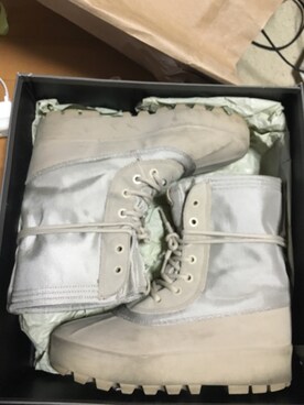 「adidas originals✖︎YEESY950のアイテム（ブーツ、ベージュ系）」を使った、けんぼーぼーぼーさん（メンズ・177cm）の夏コーディネート