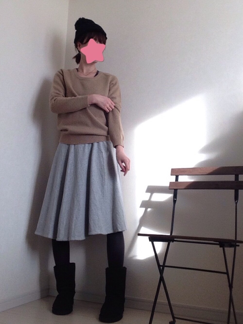 「ニット、ニット帽、ムートンブーツ」｜「NATURAL BEAUTY BASICのアイテム（ニット/セーター、ブラウン系）」を使った、macaron❤︎さん（レディース・170cm）の冬コーディネートの1枚目の写真